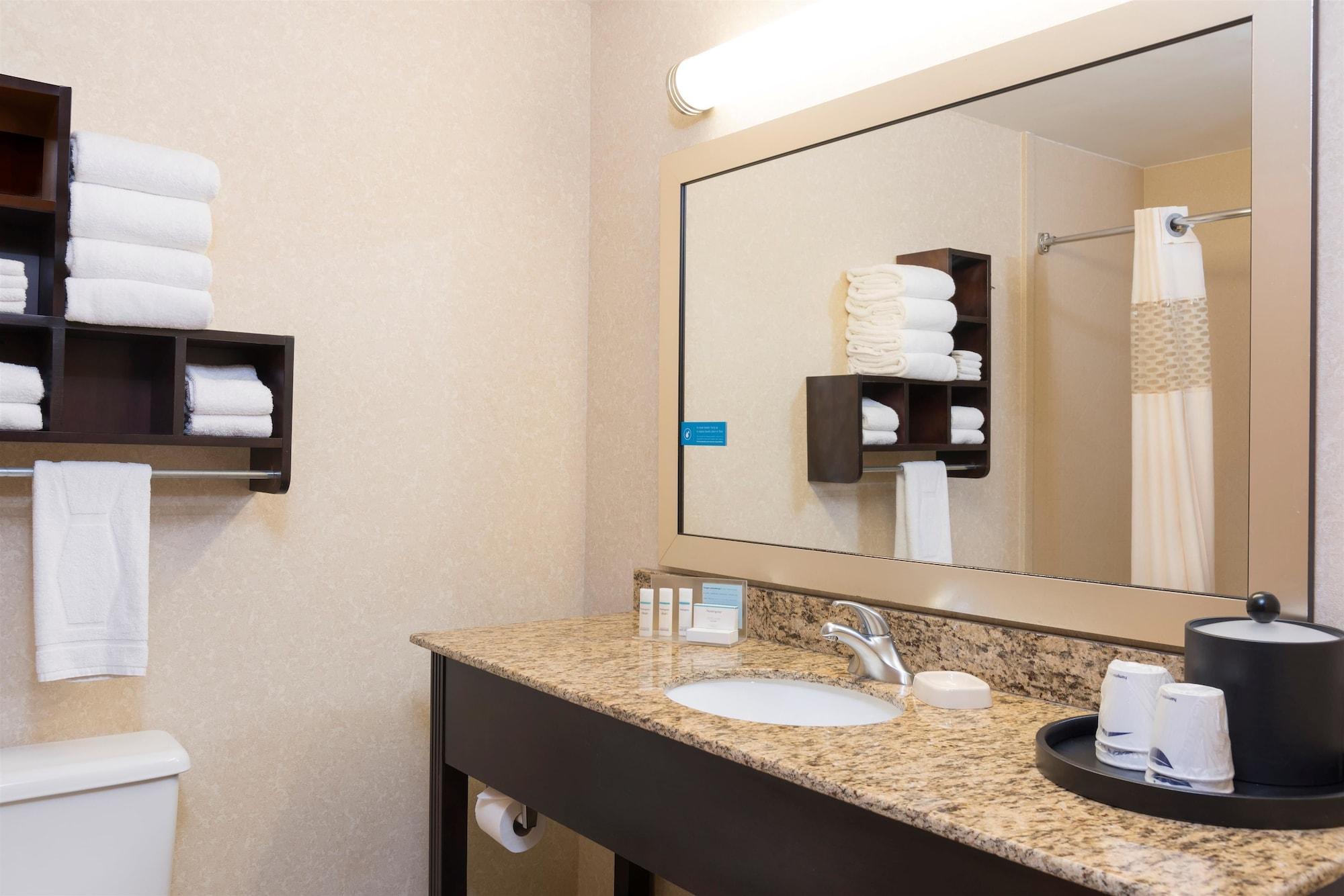 Hampton Inn Порт-Гурон Экстерьер фото
